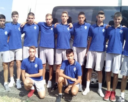 Виктория Волей ще се готви на лагер край морето