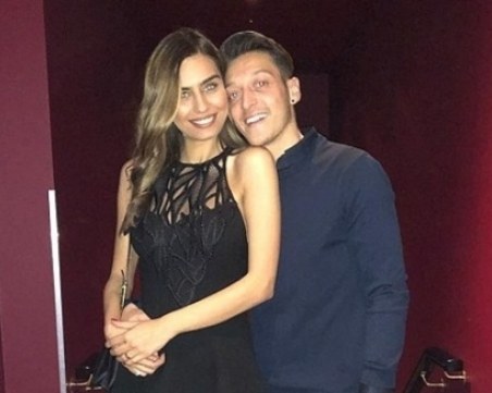 Месут Йозил отмени сватбата с Мис Турция