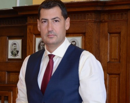 Кметът на Пловдив поздрави пловдивчани за Деня на Съединението и Празника на града