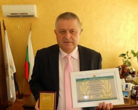 Имущество на обща стойност 421 425 лева отнемат от екскмета на Неделино