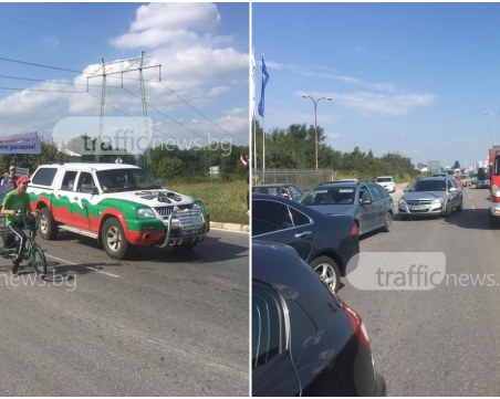 Протестиращите затвориха Околовръстното на Пловдив, пожарна не можеше да пробие блокадата СНИМКИ