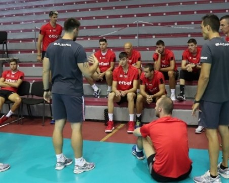 Ще спазим ли традицията на световното по волейбол – първо скандал, после победи