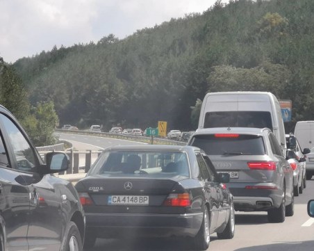 Зверска тапа на магистралата към Пловдив СНИМКИ
