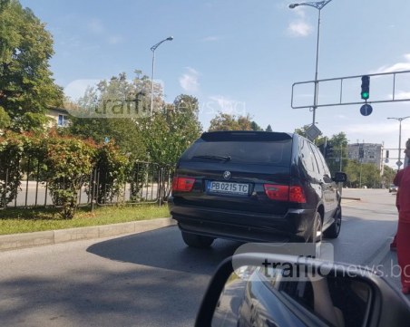 Идентифицираха шофьора, нахвърлил се с юмруци на жена и мъж в линейка в Пловдив