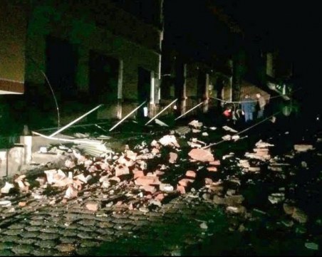 Мощен трус в Еквадор! Хиляди души излязоха по улиците ВИДЕО и СНИМКИ