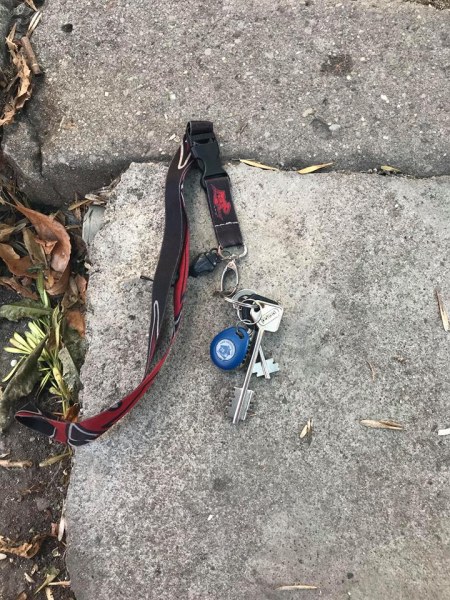 Пловдивчанин се натъкна на изгубени ключове! Някой познава ли си ги? СНИМКА