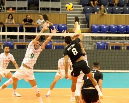 Страхотни! Безапелационен старт на волейболистите ни на Световното