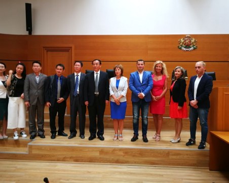 Китайци от Хайнан дойдоха в Пловдив, срещнаха се с общинар №1