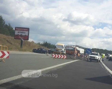 Пловдивчани в адско задръстване на АМ “Тракия“ заради катастрофа СНИМКА+ВИДЕО