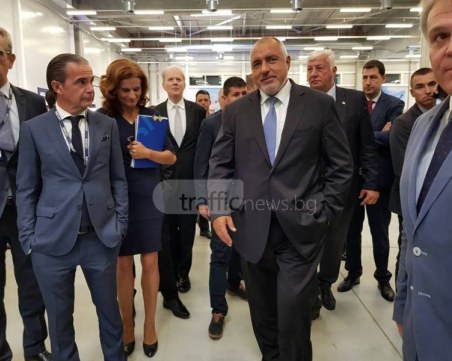 Бойко Борисов откри новия завод за 11 млн. евро край Пловдив ВИДЕО и СНИМКИ