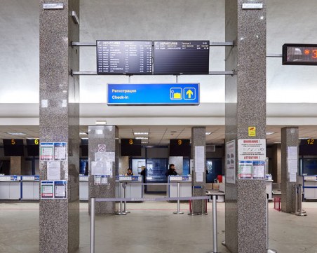 Пак гаф на летище София! Пътници от Бейрут са влезли в България без паспортна проверка