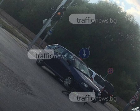 Блъснаха велосипедист край Марица СНИМКИ