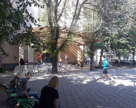 Недостиг на малки жилища в Пловдив! Студентите масово търсят боксониери, искат да живеят сами