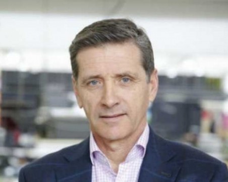 Пълен цирк! Отбор от Първа лига не допуска треньора си до тренировките