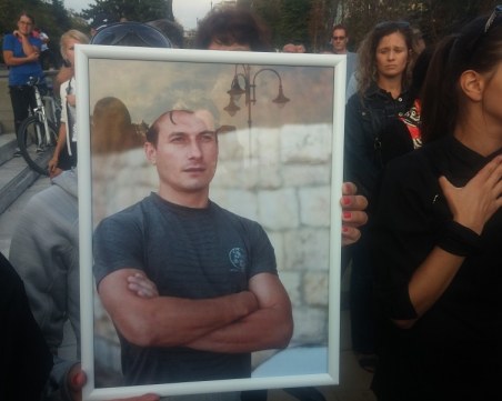 Приятел на загиналия балетист във Варна:Това е предумишлено убийство