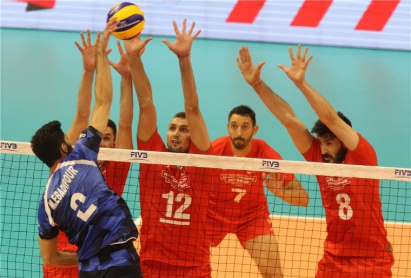 Иран приземи волейболистите ни на световното