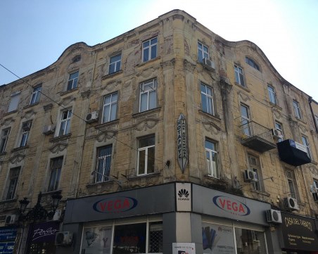 Могат ли градските власти да спрат разрухата по емблематичните стари къщи в Пловдив?