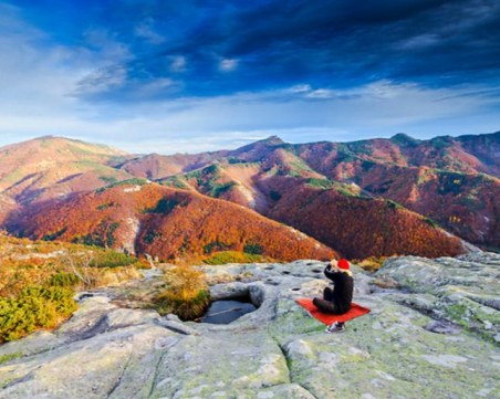 На час от Пловдив: Енергиен триъгълник привлича туристи от целия свят