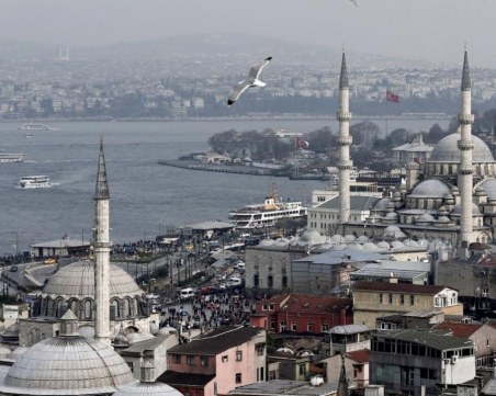 Силен трус 7,7 по Рихтер в района на Истанбул и опасност от цунами предрича турски учен