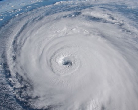 Ураганът Флорънс вече е над Северна Каролина