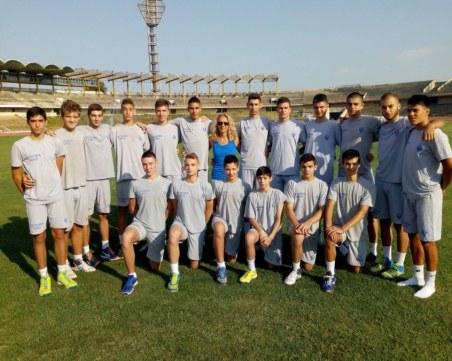 Виктория Волей ще изиграе 7 контроли преди сезона