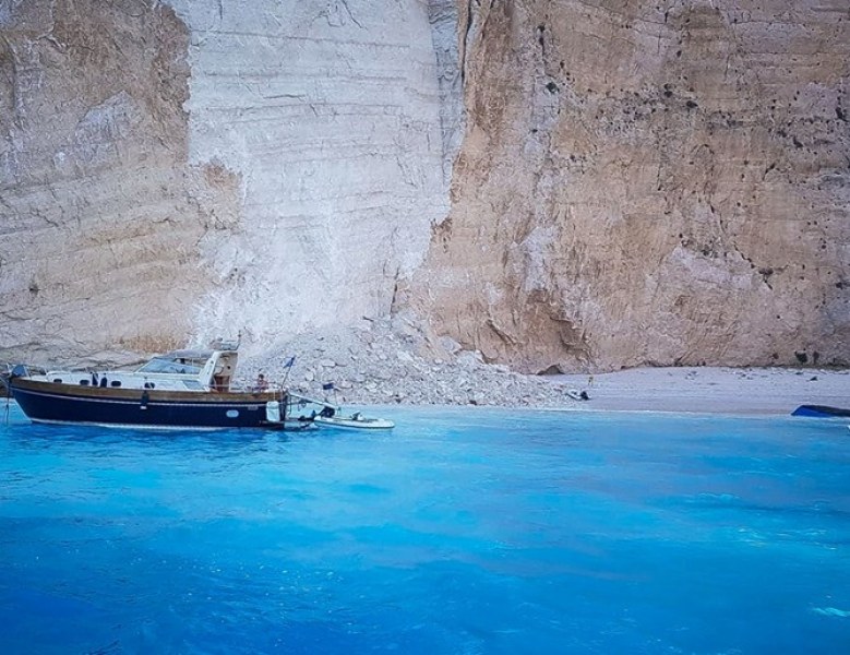 Който видял, видял! Затварят за посетители красивия гръцки плаж Навагио