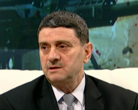 Бившият шеф на баретите се е самоубил, намерен е прострелян