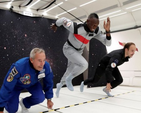 Най-бързият на Земята е и най-бърз в Космоса ВИДЕО