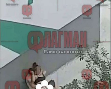 Загорели тийнейджъри се грабнаха на улицата СНИМКА