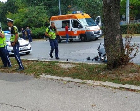 Моторист загина при катастрофа в столицата