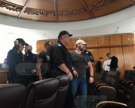 Бившият следовател Антон Стоянов бил с таксиметровия бос Керанов по време на ареста му