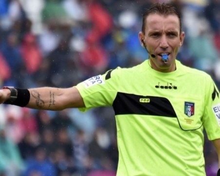 Ценител на червените картони свири на Лудогорец в Лига Европа