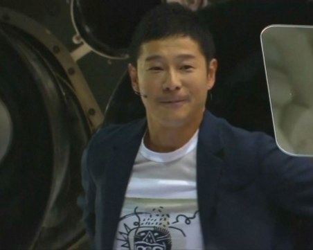 Вече е ясно кой ще е първият турист, който ще отиде до Луната