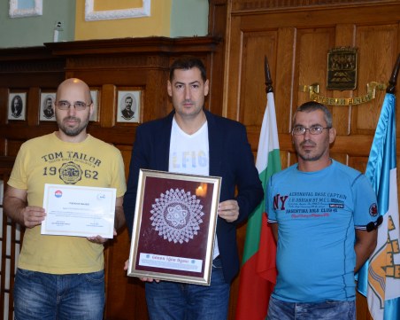 Успешно приключи обучението на доброволците от формирование 