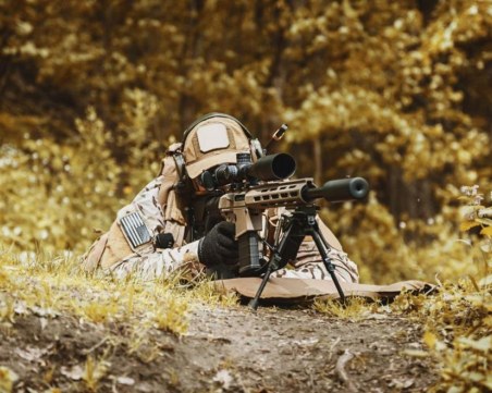 Изумително! Български снайперист произведе 
