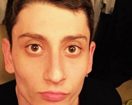 След железопътен инцидент, младо момче повече от всичко иска да проходи отново