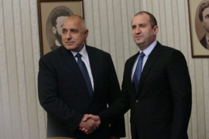 Борисов успокоява скандала с Радев, ще съгласува новия главен секретар на МВР