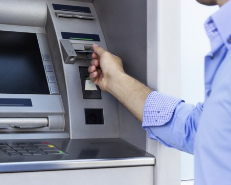 Българи арестувани в Турция за източване на банкомати