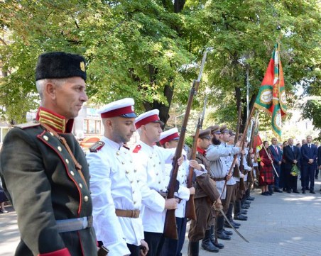 Пловдив отбеляза 110 години от Независимостта на България СНИМКИ