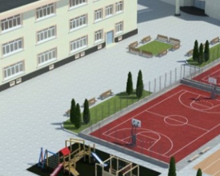 Правят училище Любен Каравелов като ново, докато деца учат