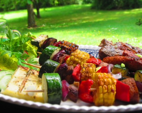 Барбекюто и шишчетата на грил са не по-малко вредни от цигарите