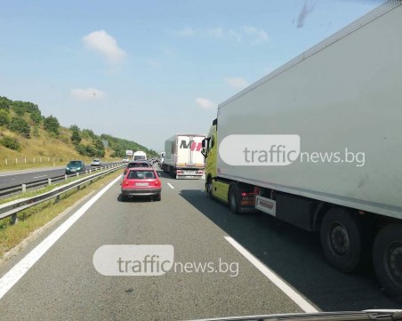 Актуална пътна информация за страната – има ли тапи и струпване по границата