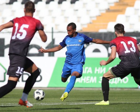 Левски сложи край на приказката на Атлетик Куклен ВИДЕО