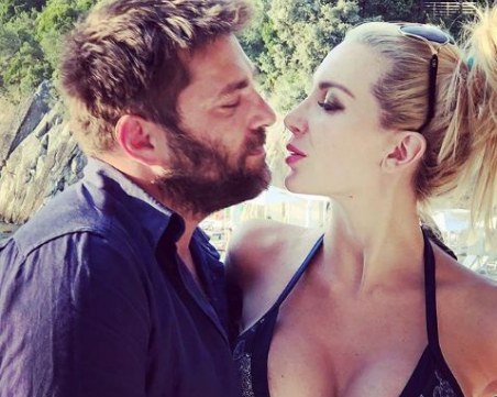 Антония Петрова ще става майка