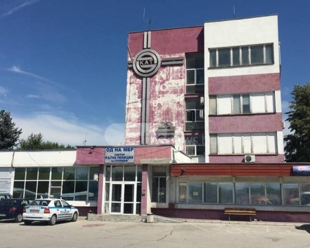 Проблеми в информационната система забавят работата на КАТ Пловдив