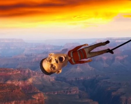 С бънджи скок от хеликоптер Уил Смит беляза 50-годишния си юбилей ВИДЕО и СНИМКИ