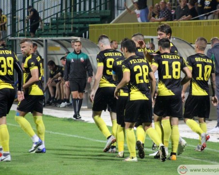 Жълто-черна голеада в София за 4:1 срещу ЦСКА 1948 ВИДЕО