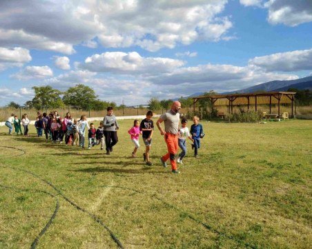 Над 100 ученици ще подкрепят Краси Георгиев в 55-часовия му маратон в Пловдив СНИМКИ