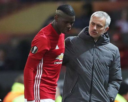 Моуриньо тушира напрежението в Юнайтед - похвали Погба и скочи на журналистите