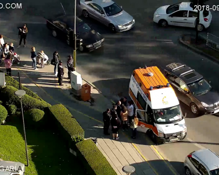 Как шофьорка не видя майка с количка и я сгази ВИДЕО 16+